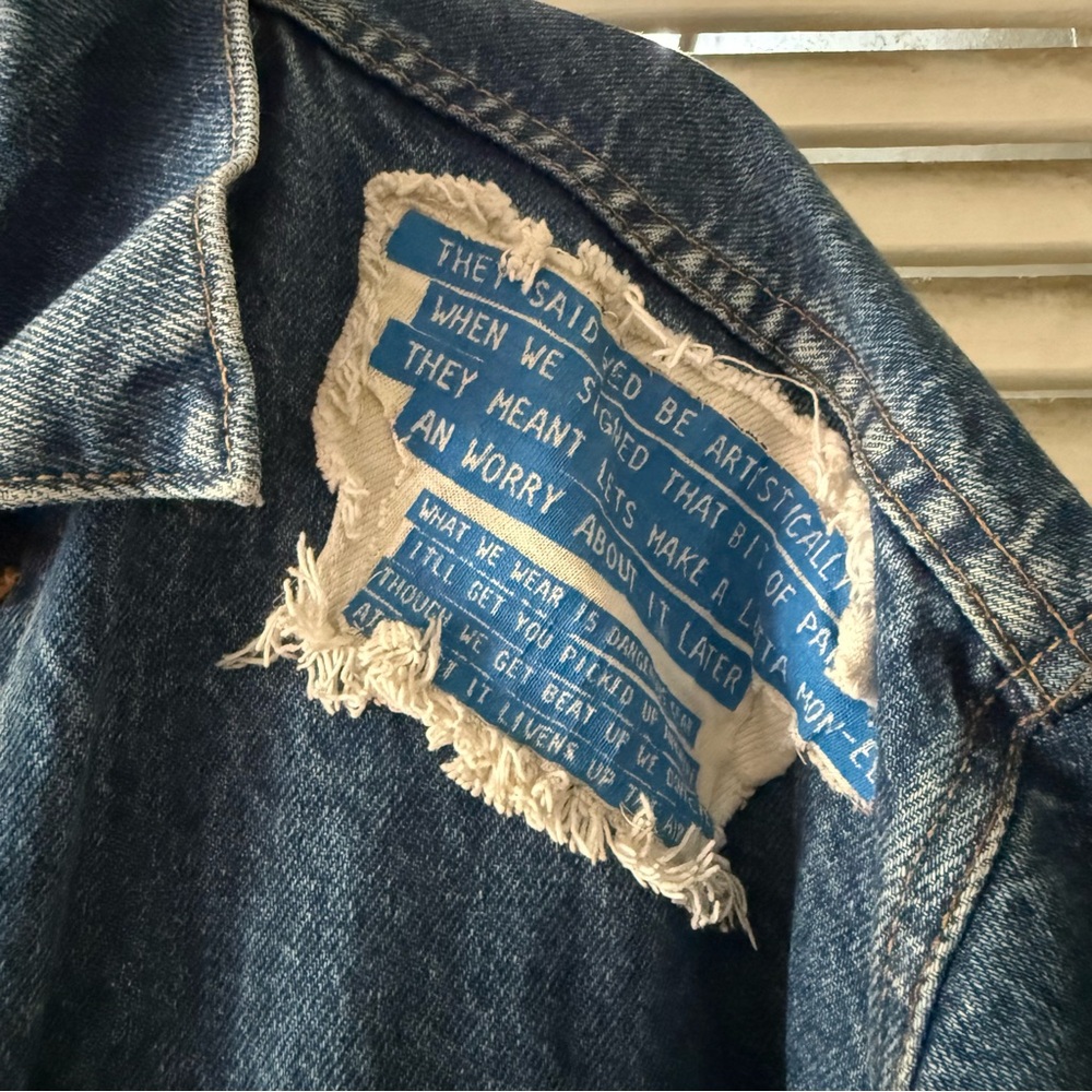 Vintage Levi’s XL Denim Trucker Jacket | The Clash| Rare 80s/90s Distressed - Picture 8 of 10